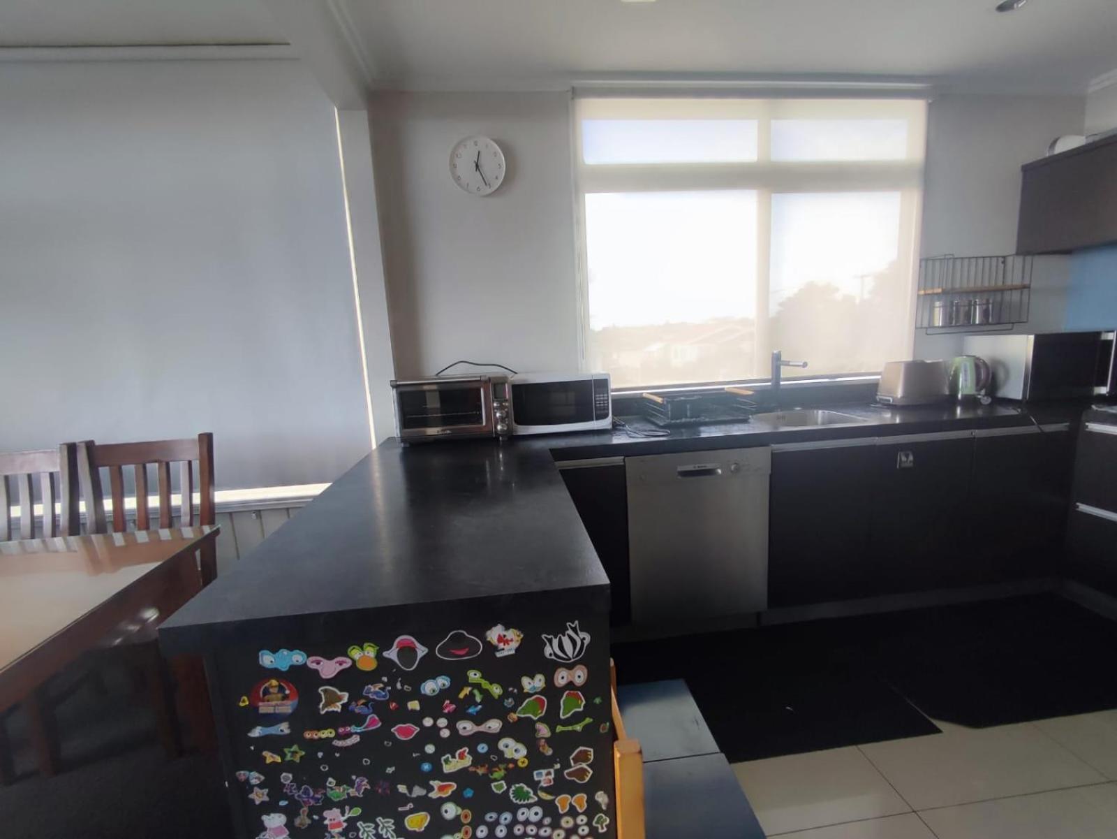 Home With Sea Views New Plymouth Bagian luar foto