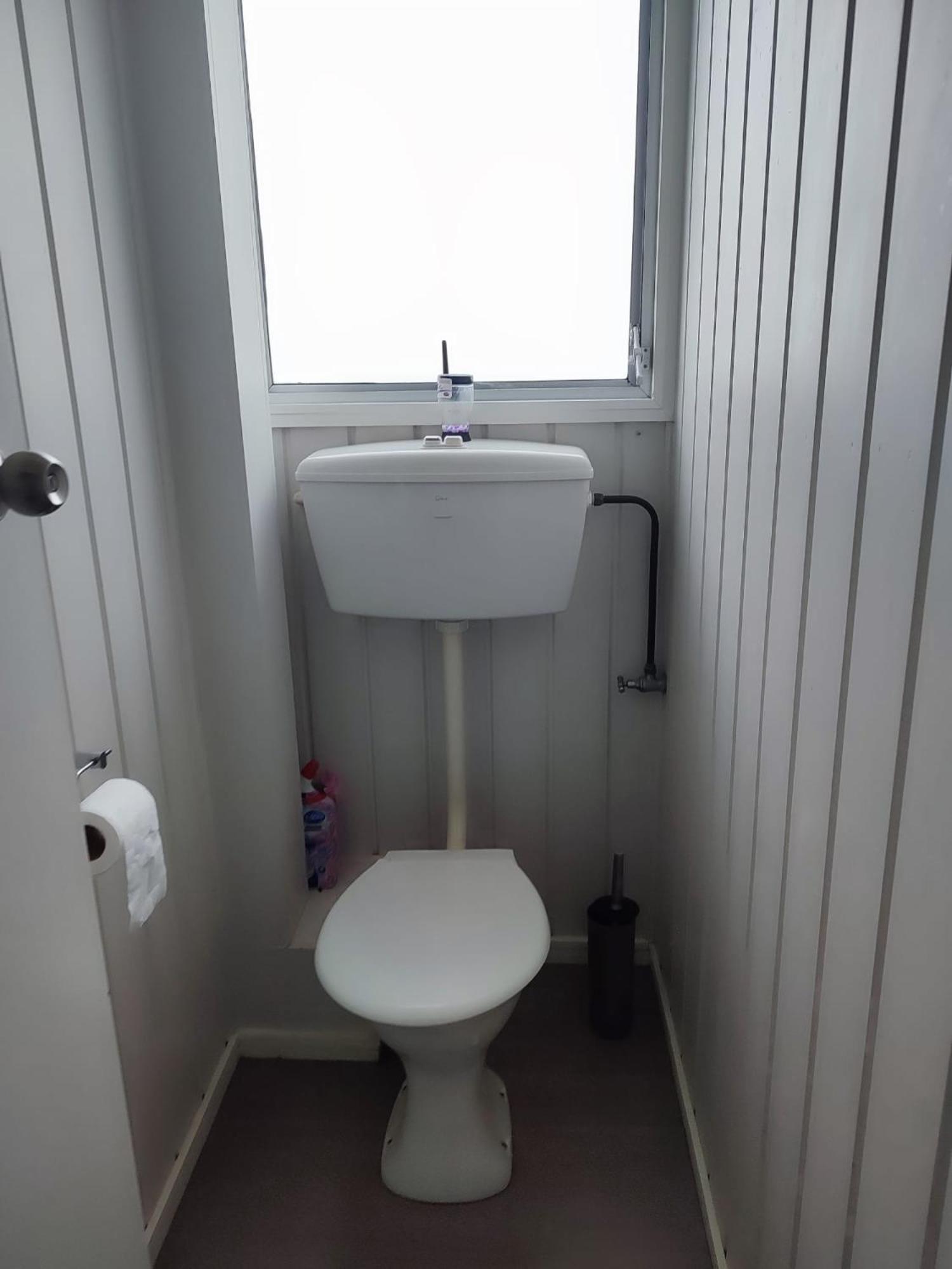 Home With Sea Views New Plymouth Bagian luar foto