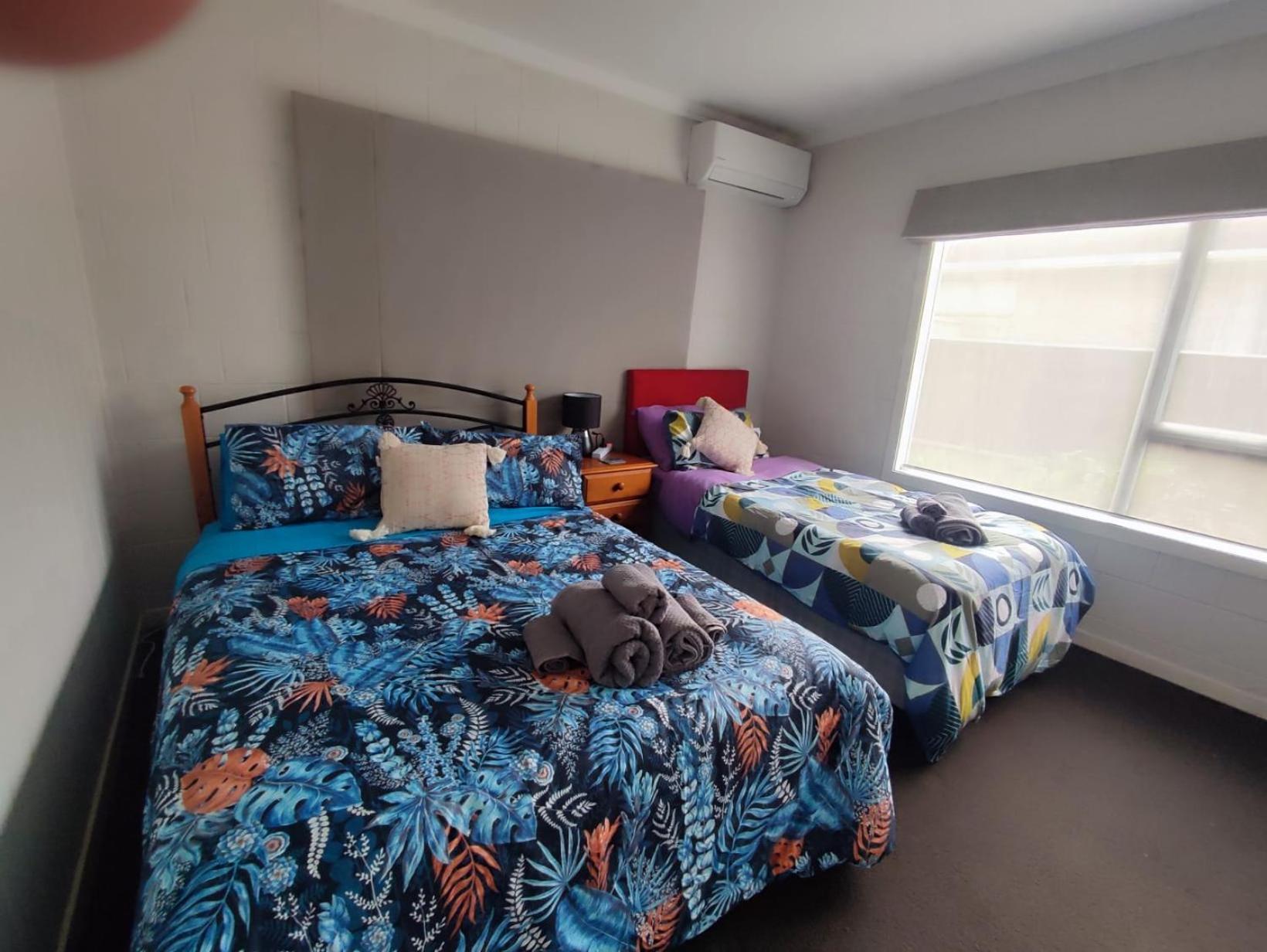 Home With Sea Views New Plymouth Bagian luar foto